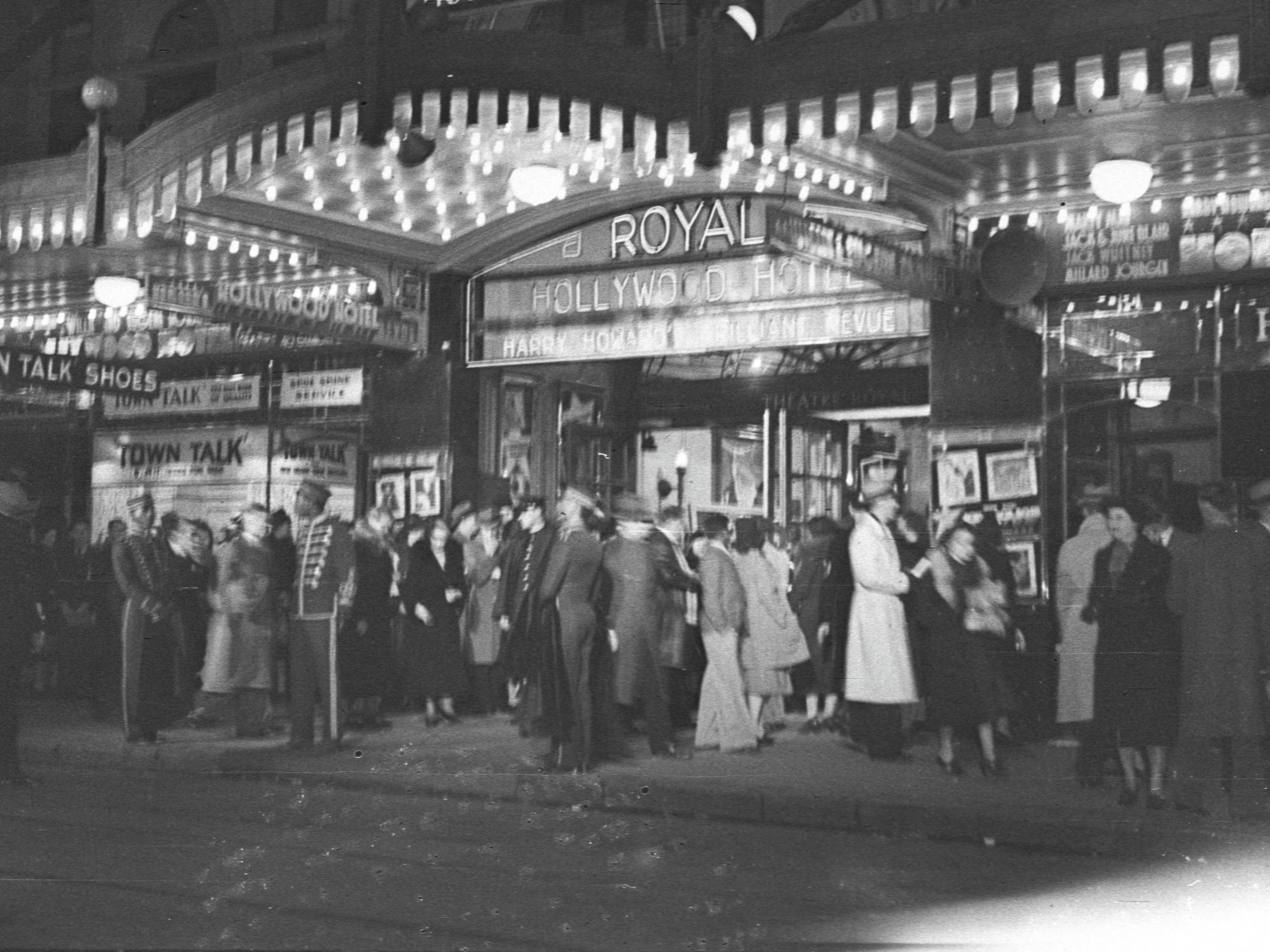 Opening Night 1938, former Theatre Royal Sydney Cr. Mitchell Library, State Library of New South Wales